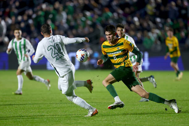 了教练组的 了教练组的